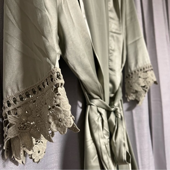 Sage Green Bridesmaid Robe - Picture 3 of 3